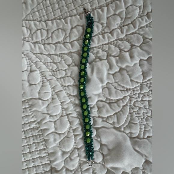 Jewelry - Elegant Green Beaded Bracelet—Made in Ecuador